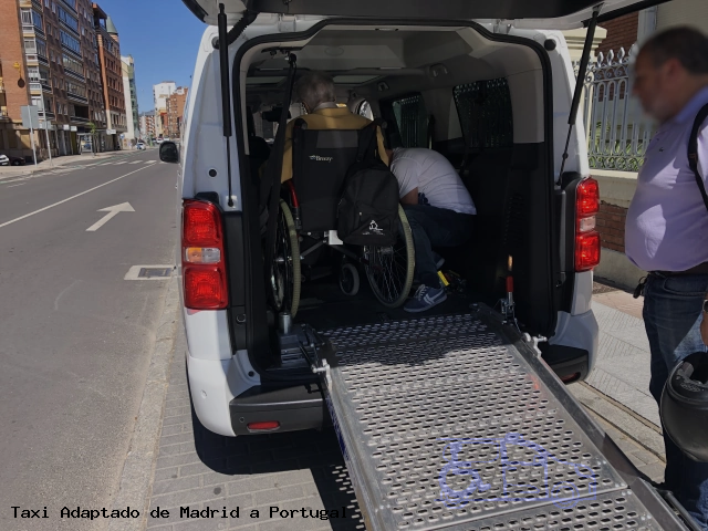Taxi adaptado de Portugal a Madrid
